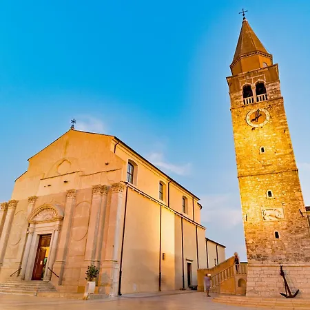 Center Parking By Rentistra * Umag