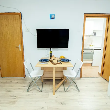 Center Parking By Rentistra Apartment Umag