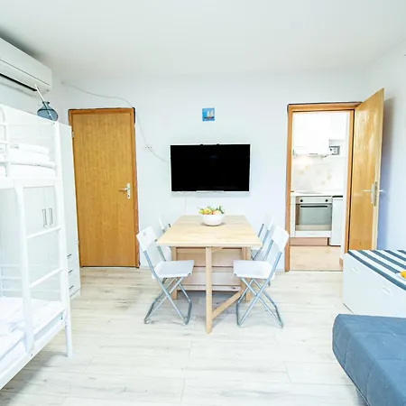 Center Parking By Rentistra Apartment Umag
