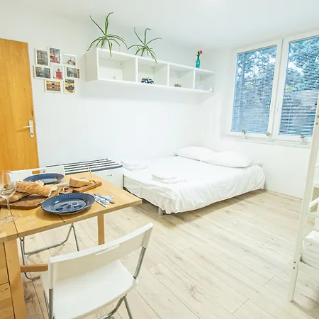 Center Parking By Rentistra شقة *